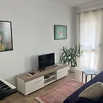 Urban Comfort Oasis